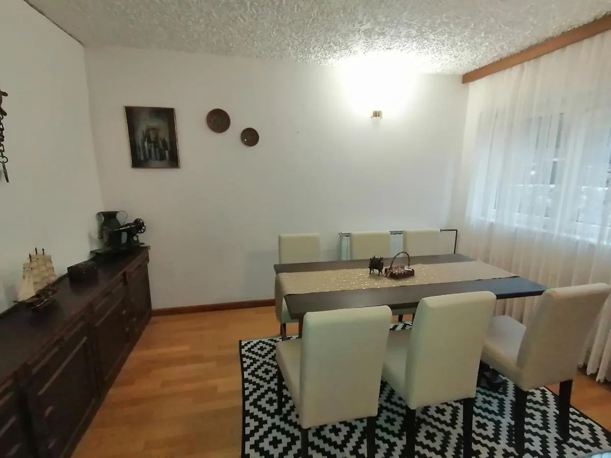 Guest house Vacation House Dora Malinska
