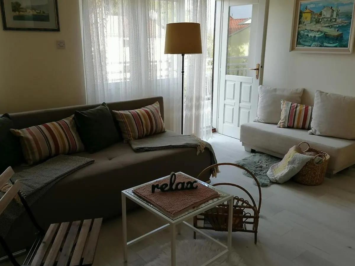 Vacation House Dora Malinska Croatia