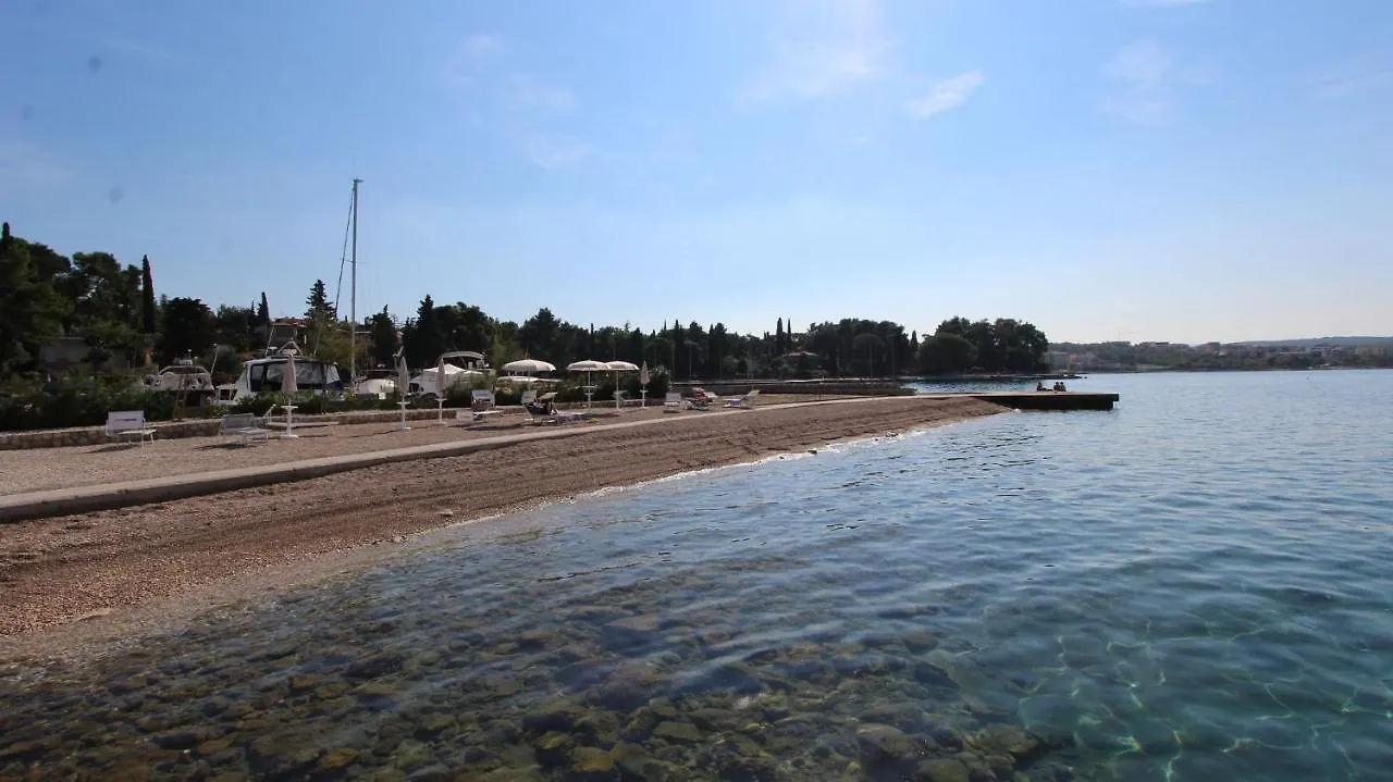 Vacation House Dora Malinska 0*,